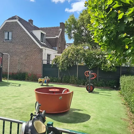 Tiny Garden - In Center * Alkmaar